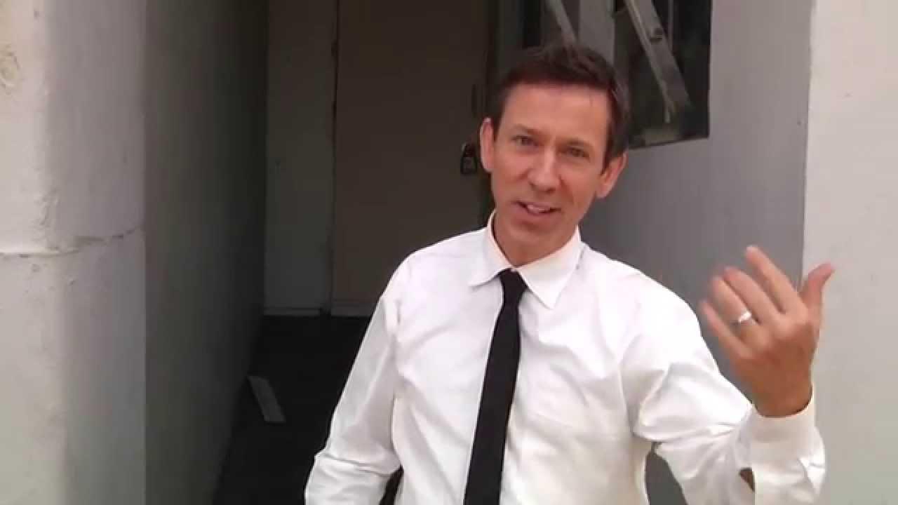 Featured comic — Sunny BTS: "Michael Naughton Returns as The Waiter"